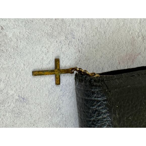 KJV Holy Bible Illustrated ZIP UP Leather Gold CROSS World Publishing - Vintage - Picture 5 of 10